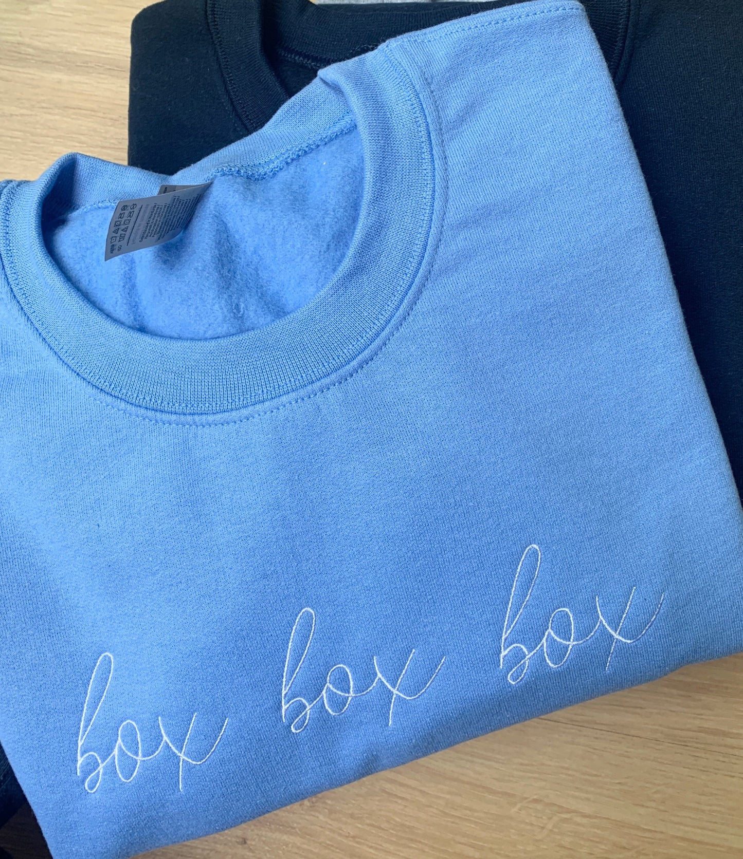 Sample - XLarge - Blue Sweatshirt with 'box box box' Design