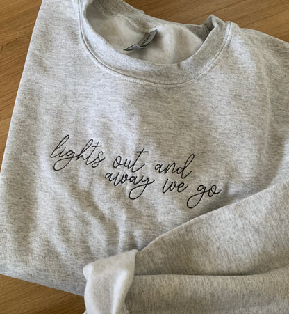 Second - XLarge - Grey Sweatshirt with 'lights out' Design